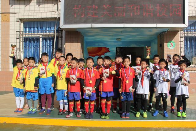 乌克兰网球明星斯维托丽娜：我俱乐部遭袭，776名运动员遇难